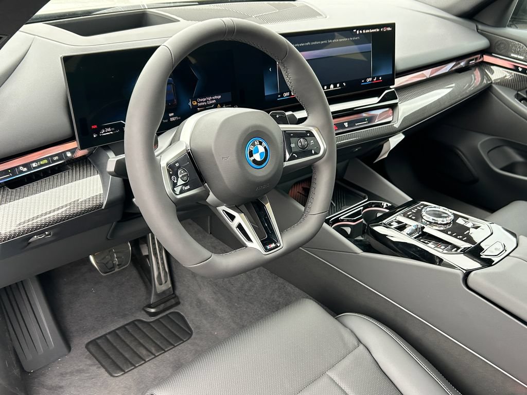 New 2027 BMW 550e xDrive w/ Executive Package AWD/4WD image 13