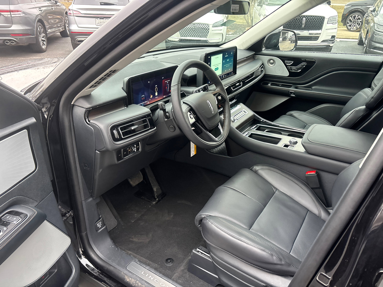 New 2026 Lincoln Aviator Reserve image 24