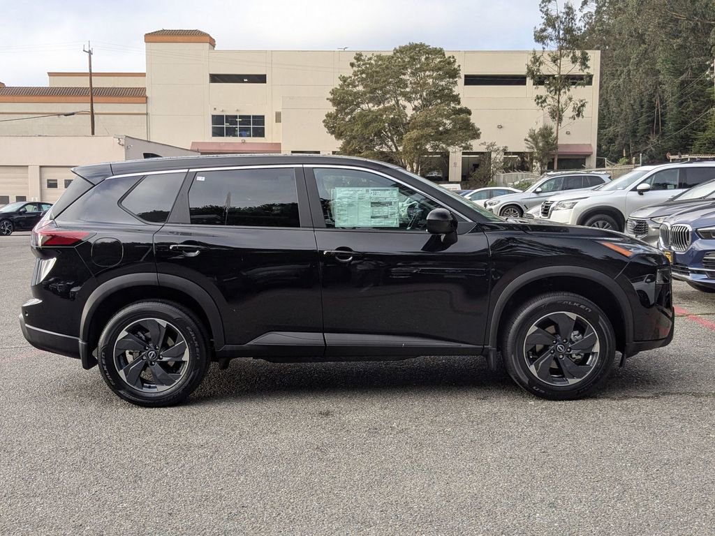 New 2026 Nissan Rogue SV FWD image 4