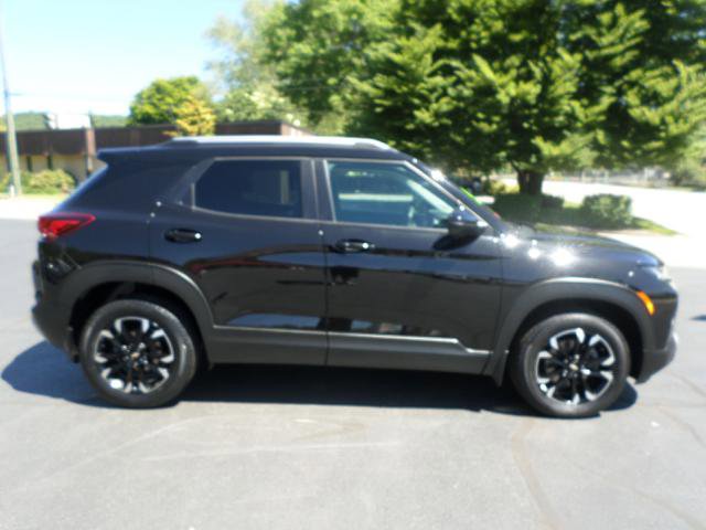 Used 2022 Chevrolet TrailBlazer LT AWD/4WD image 8