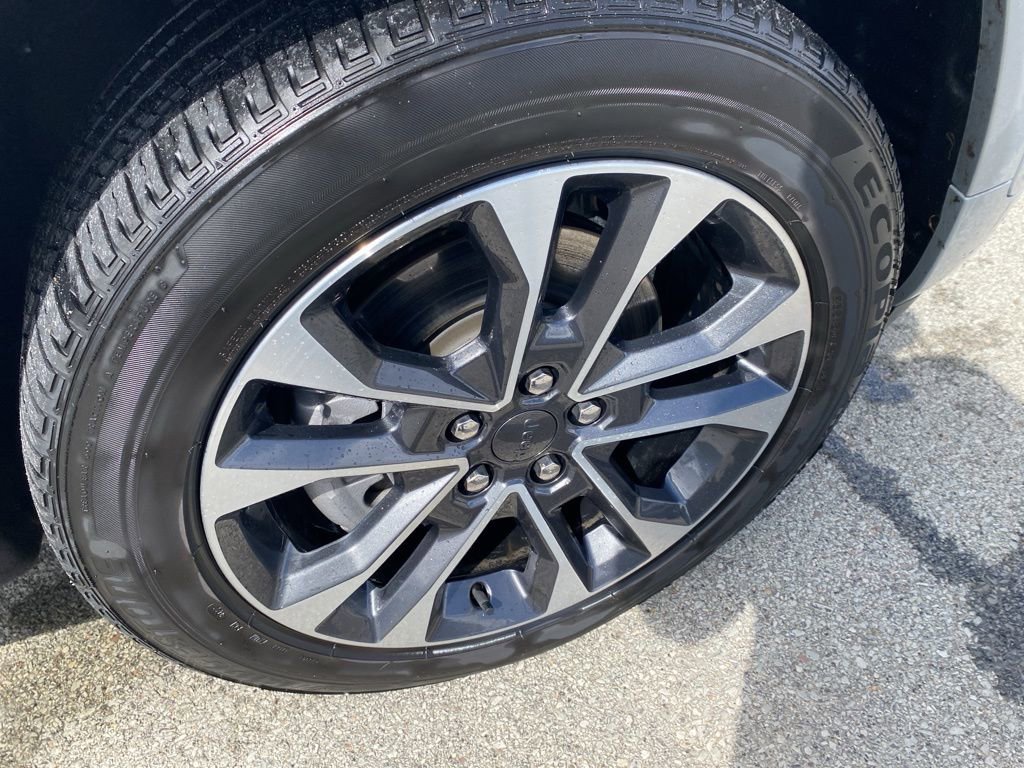 Used 2023 Jeep Grand Cherokee L Overland image 7