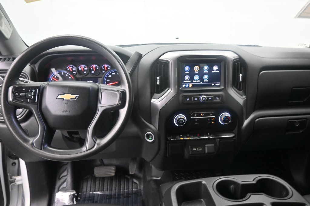 Used 2023 Chevrolet Silverado 1500 W/T w/ WT Value Package AWD/4WD image 15