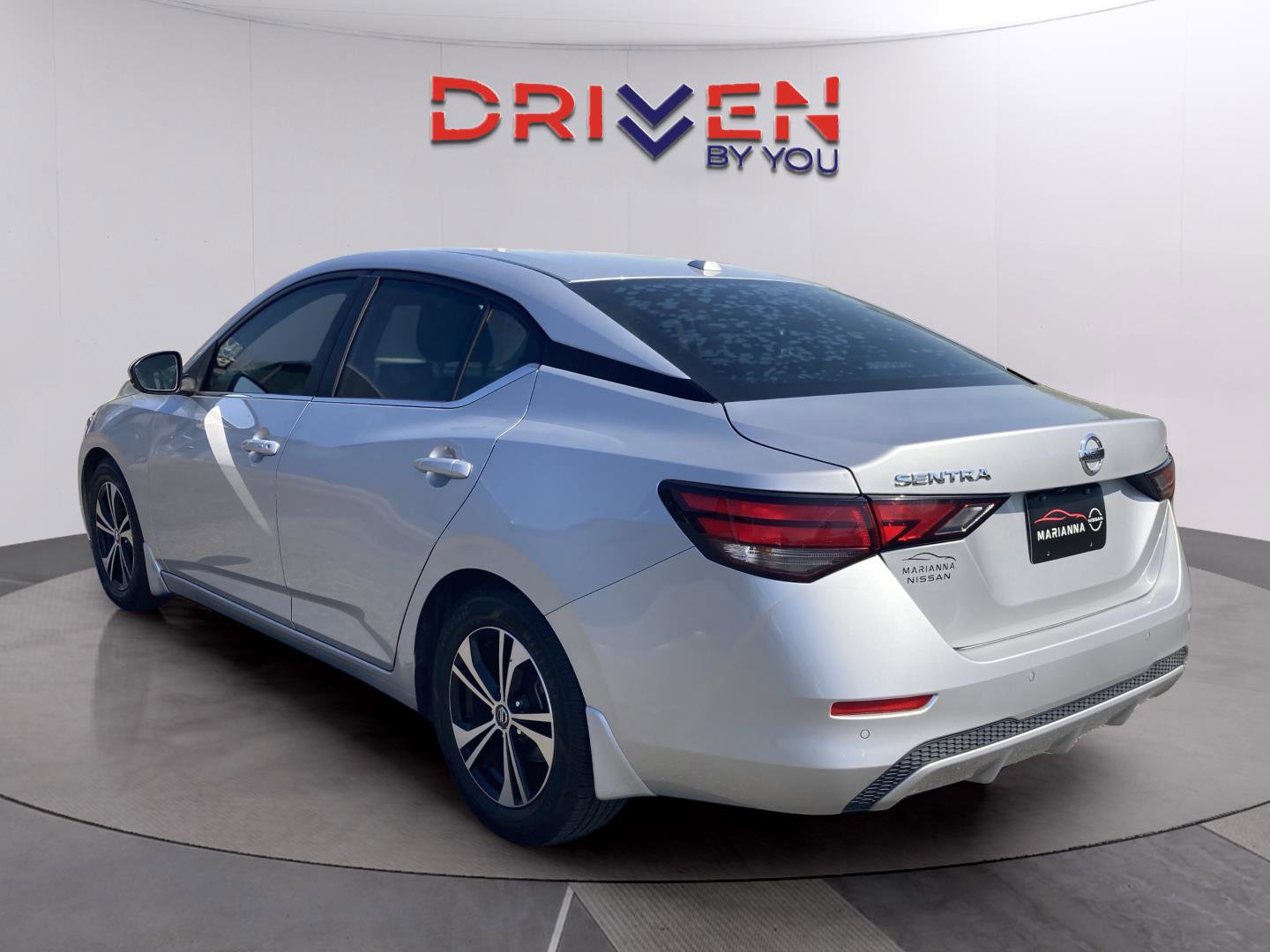Used 2020 Nissan Sentra SV image 4