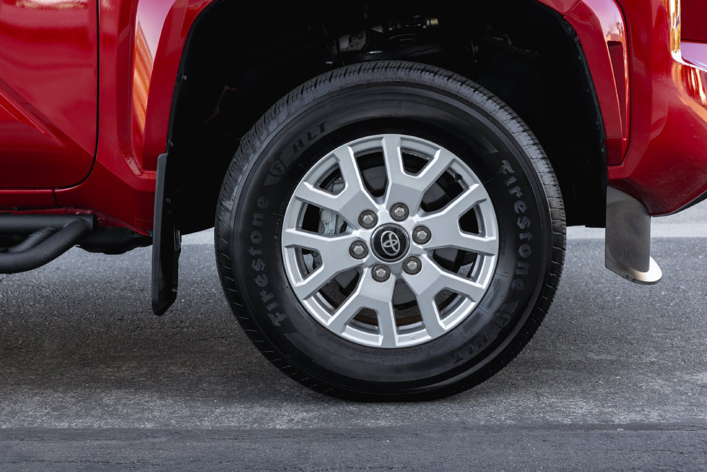 Certified 2025 Toyota Tacoma SR RWD image 4
