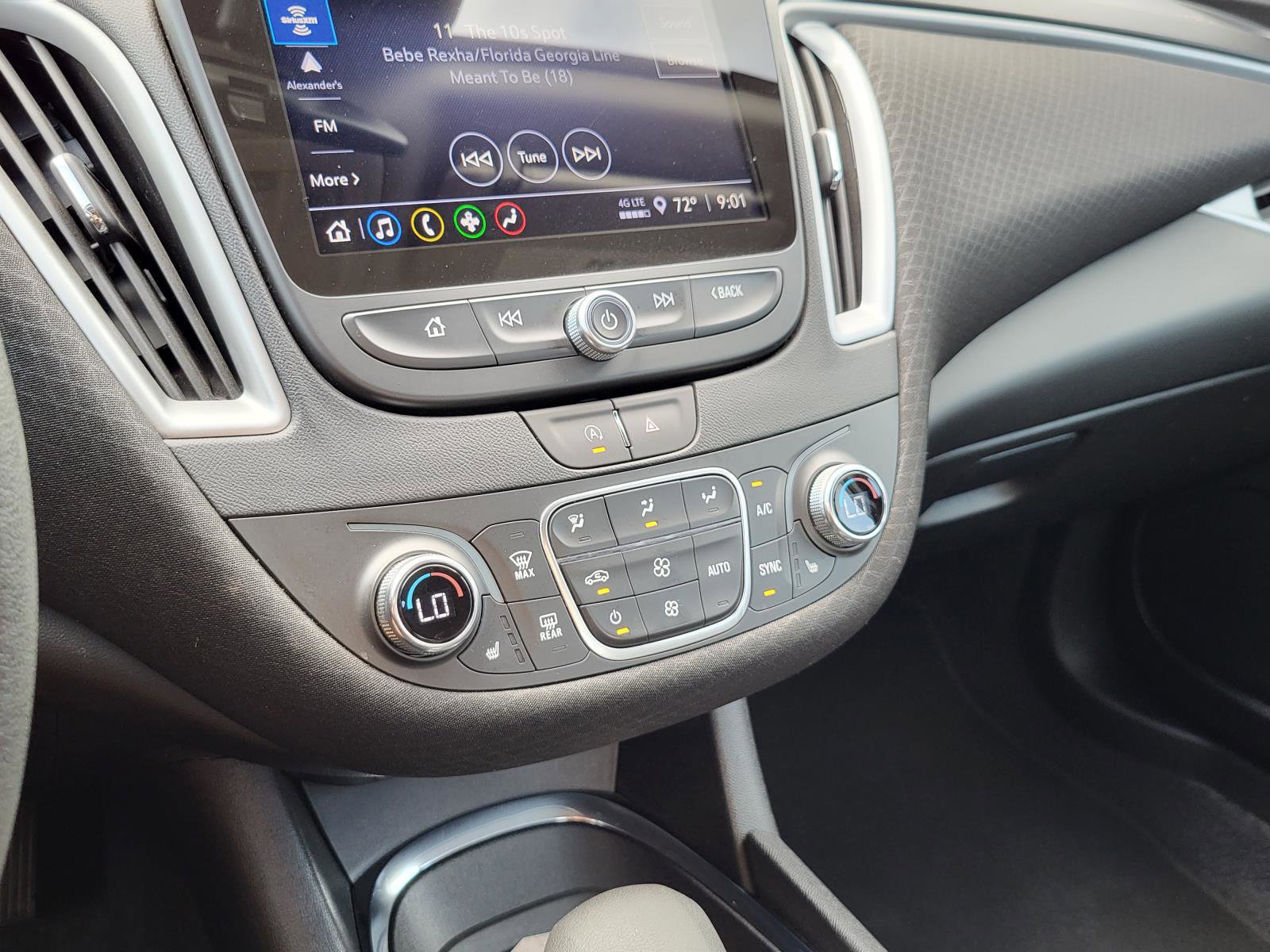 Used 2024 Chevrolet Malibu LT image 27