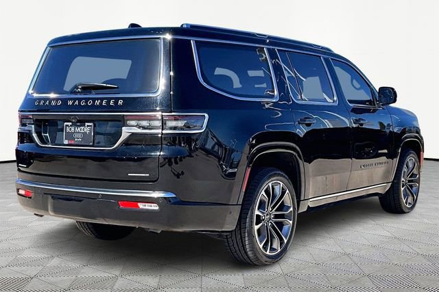 Used 2022 Jeep Grand Wagoneer Series III w/ Rear Seat Video Group 1 image 2