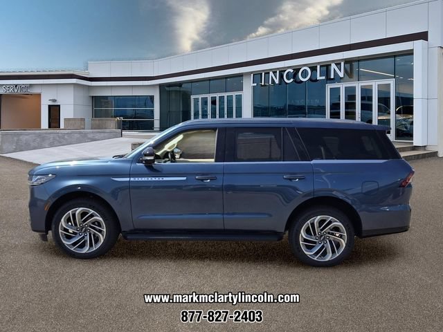 New 2027 Lincoln Navigator Premiere AWD/4WD image 2