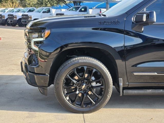 Used 2025 Chevrolet Silverado 1500 High Country w/ High Country Premium Package image 16