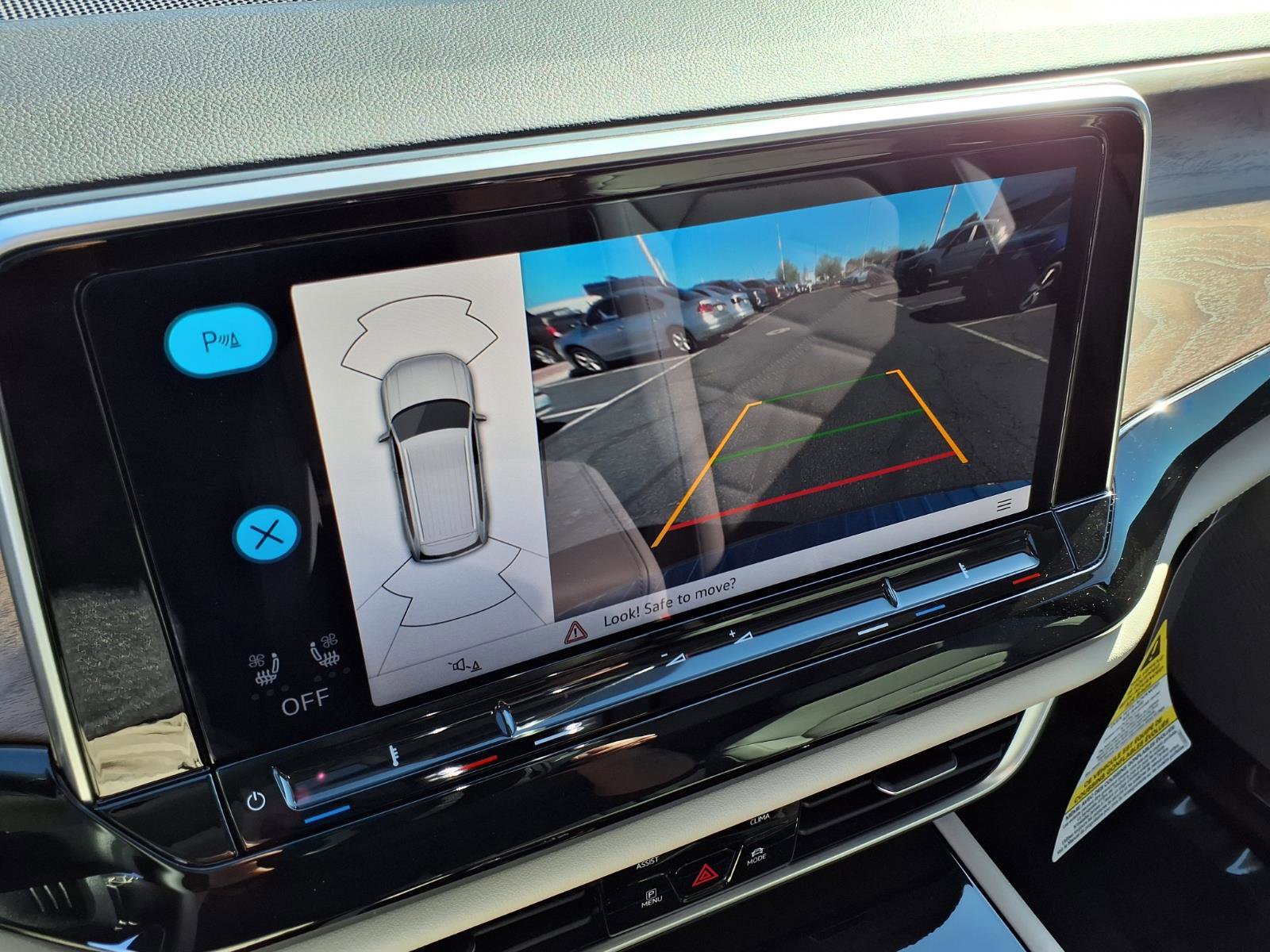 New 2026 Volkswagen Atlas SE image 18