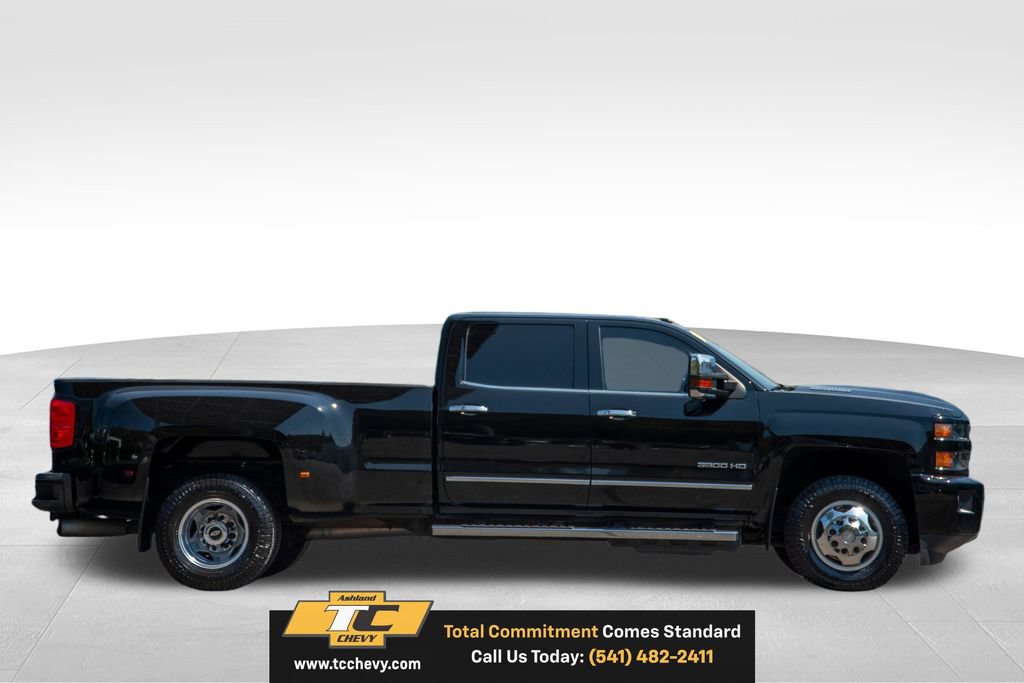 Used 2017 Chevrolet Silverado 3500 LTZ AWD/4WD image 5