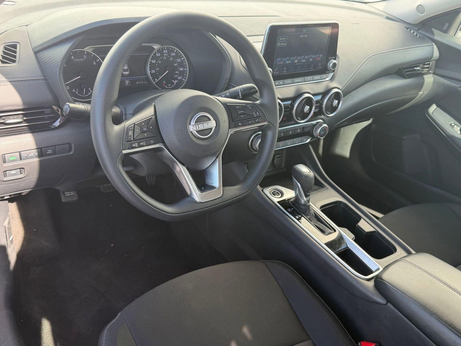 Used 2024 Nissan Sentra SV image 4