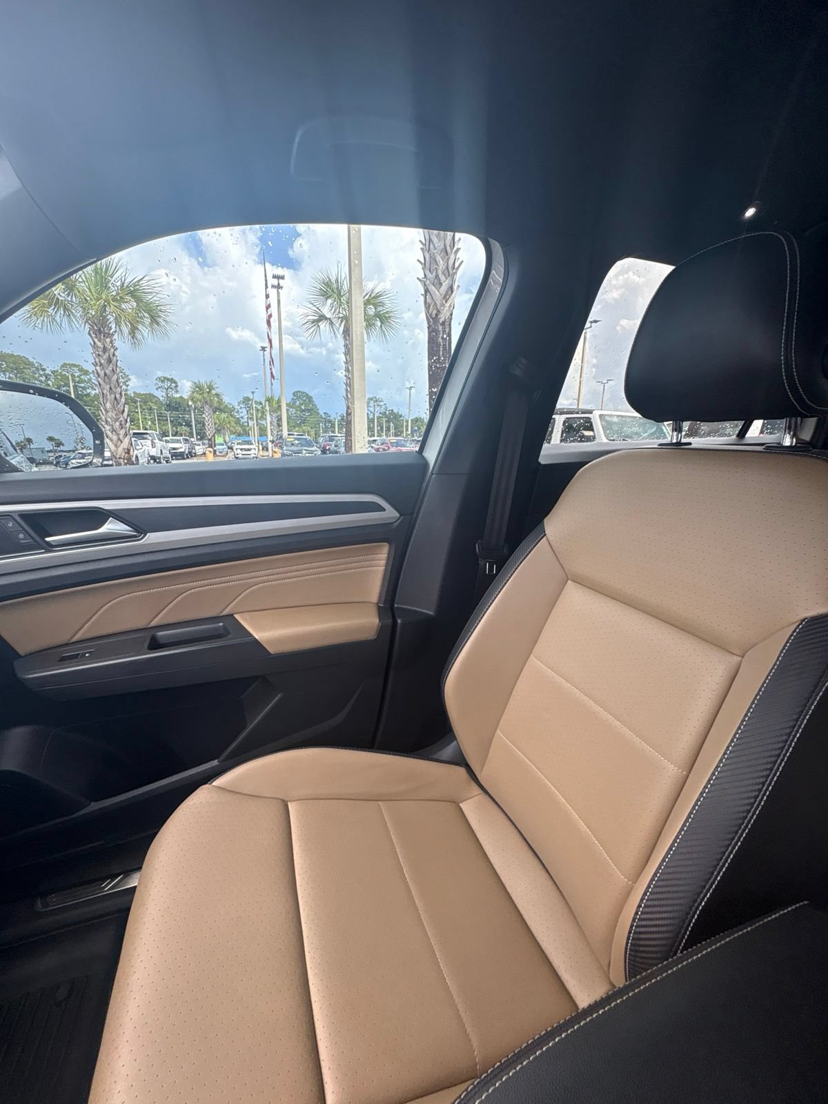 Used 2022 Volkswagen Atlas Cross Sport SE w/ Panoramic Sunroof Package AWD/4WD image 31