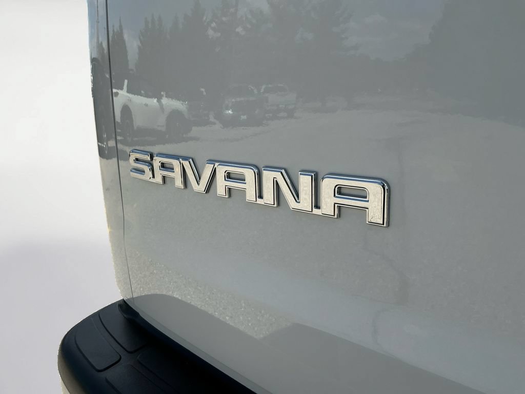 Used 2025 GMC Savana 2500 w/ Driver Convenience Package RWD image 23