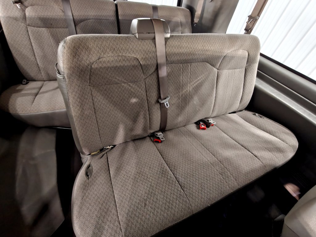 Used 2019 Chevrolet Express 3500 LS RWD image 26