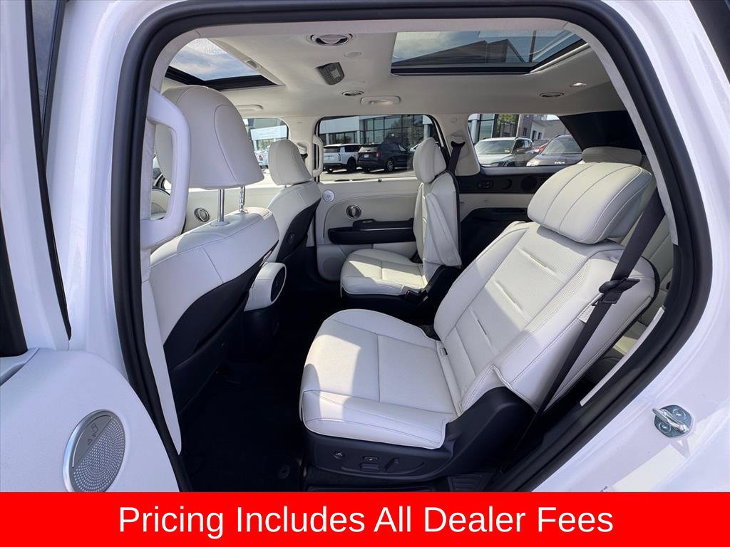 Used 2026 Hyundai Palisade Calligraphy FWD image 12