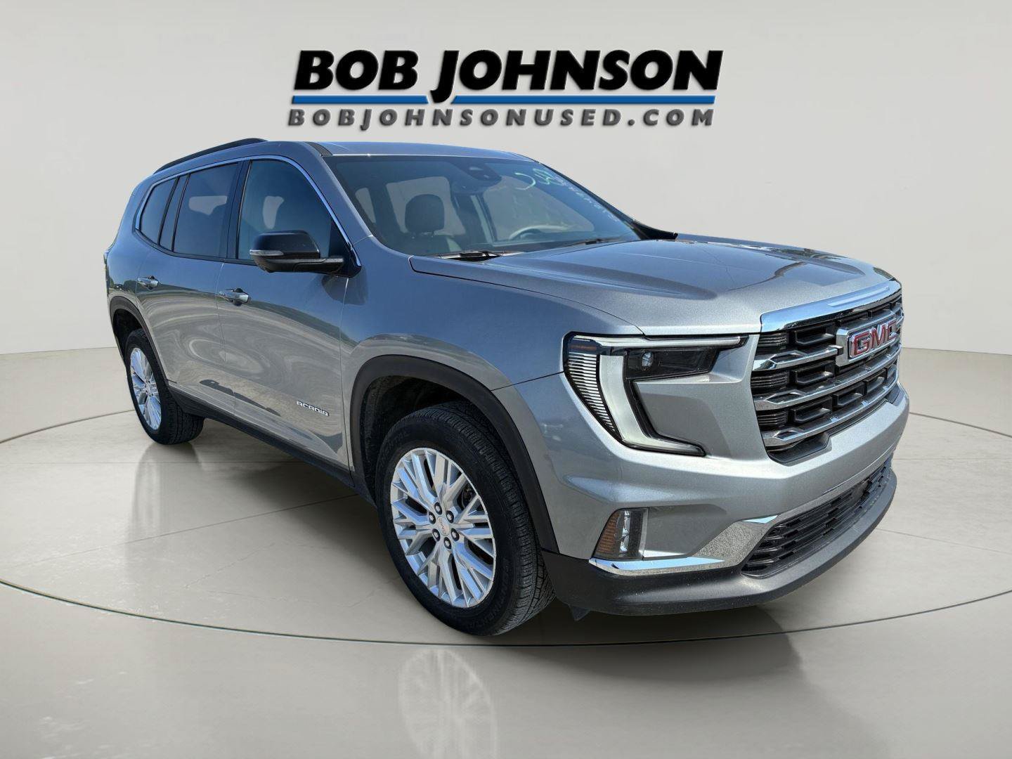 Used 2025 GMC Acadia Elevation w/ Elevation Premium Package AWD/4WD image 3