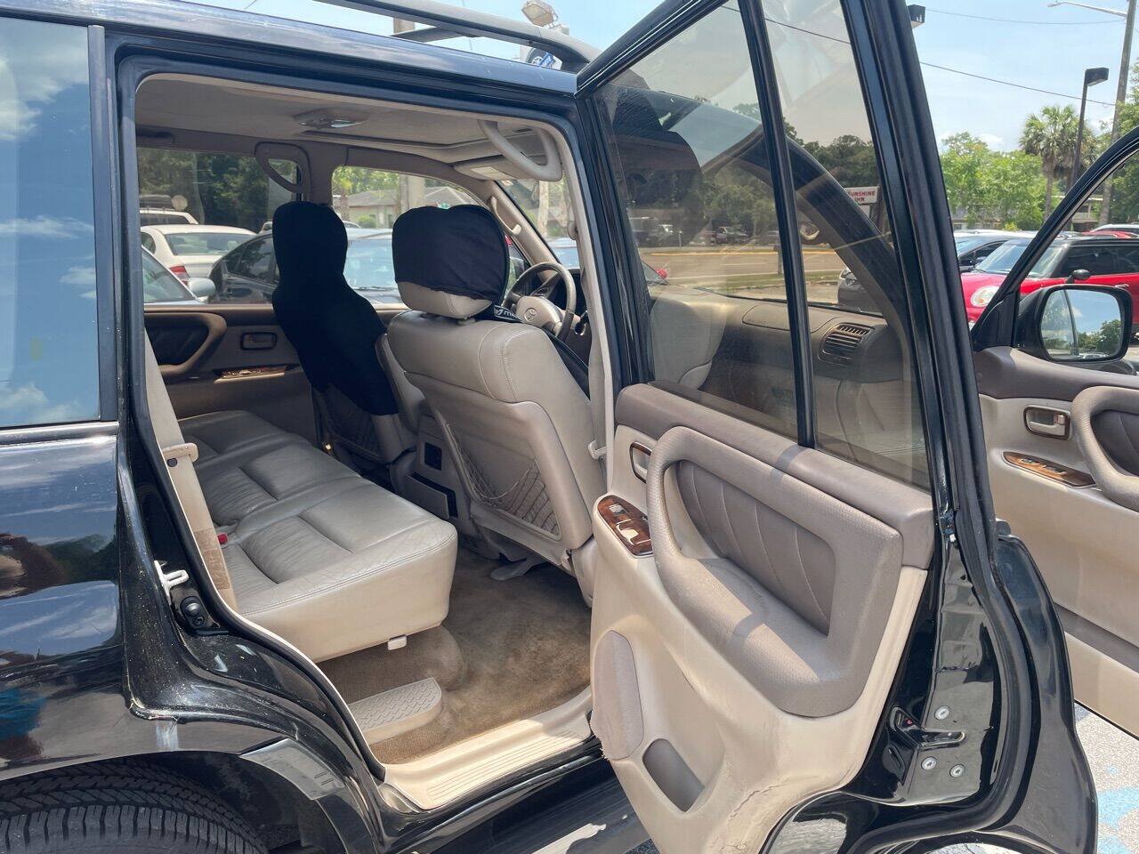 Used 1998 Toyota Land Cruiser w/ Leather Trim Pkg AWD/4WD image 11