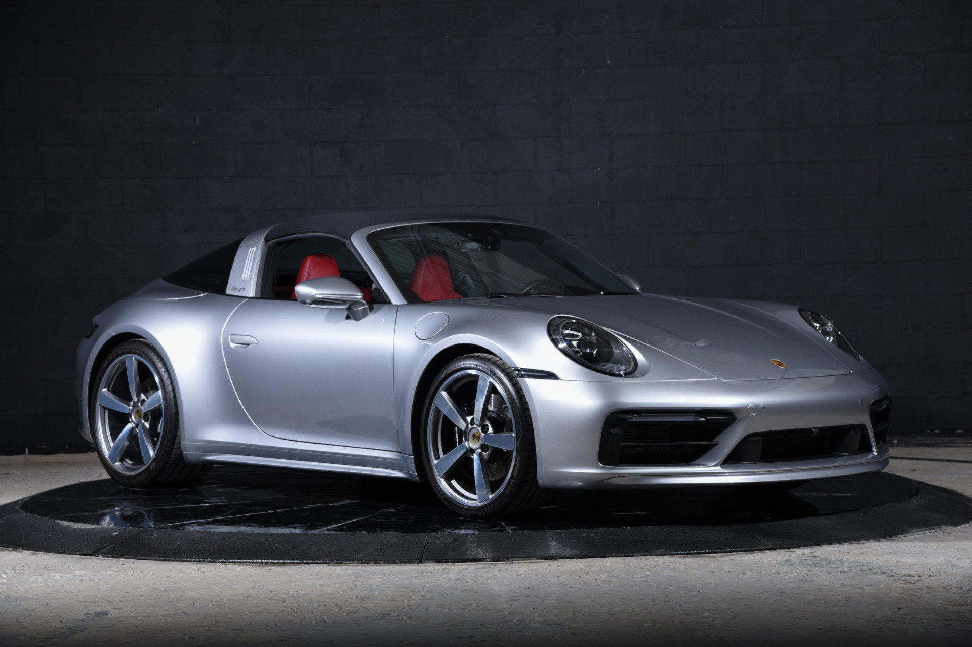 Used 2024 Porsche 911 Targa 4S image 3