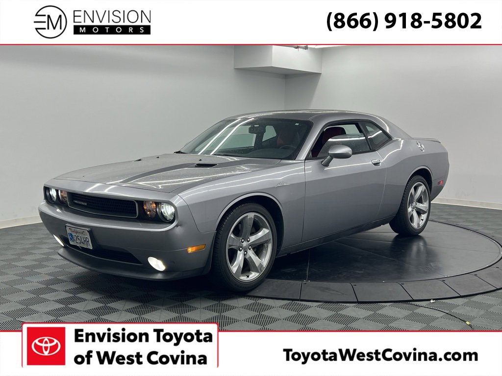 Used 2014 Dodge Challenger SXT Plus