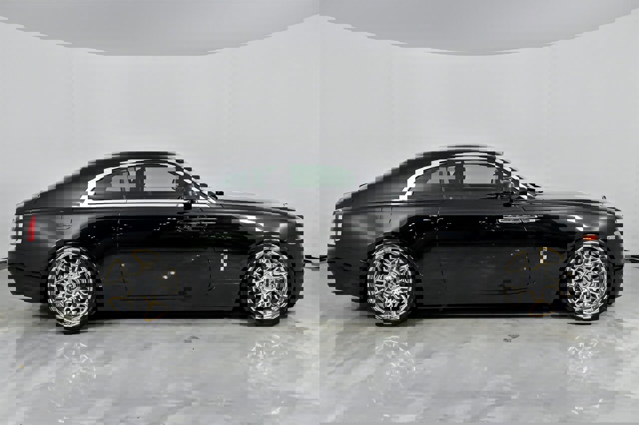 Used 2014 Rolls-Royce Wraith image 14