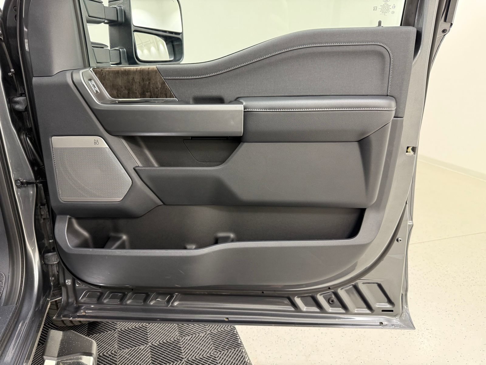 Used 2026 Ford F350 Lariat AWD/4WD image 33
