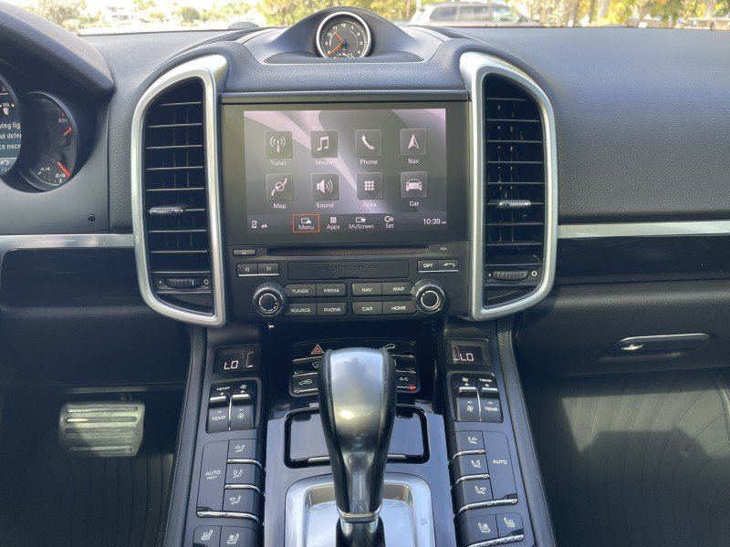 Used 2017 Porsche Cayenne Platinum Edition AWD/4WD image 16