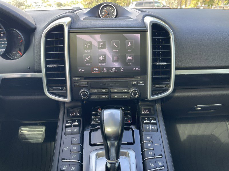 Used 2017 Porsche Cayenne Platinum Edition AWD/4WD image 16