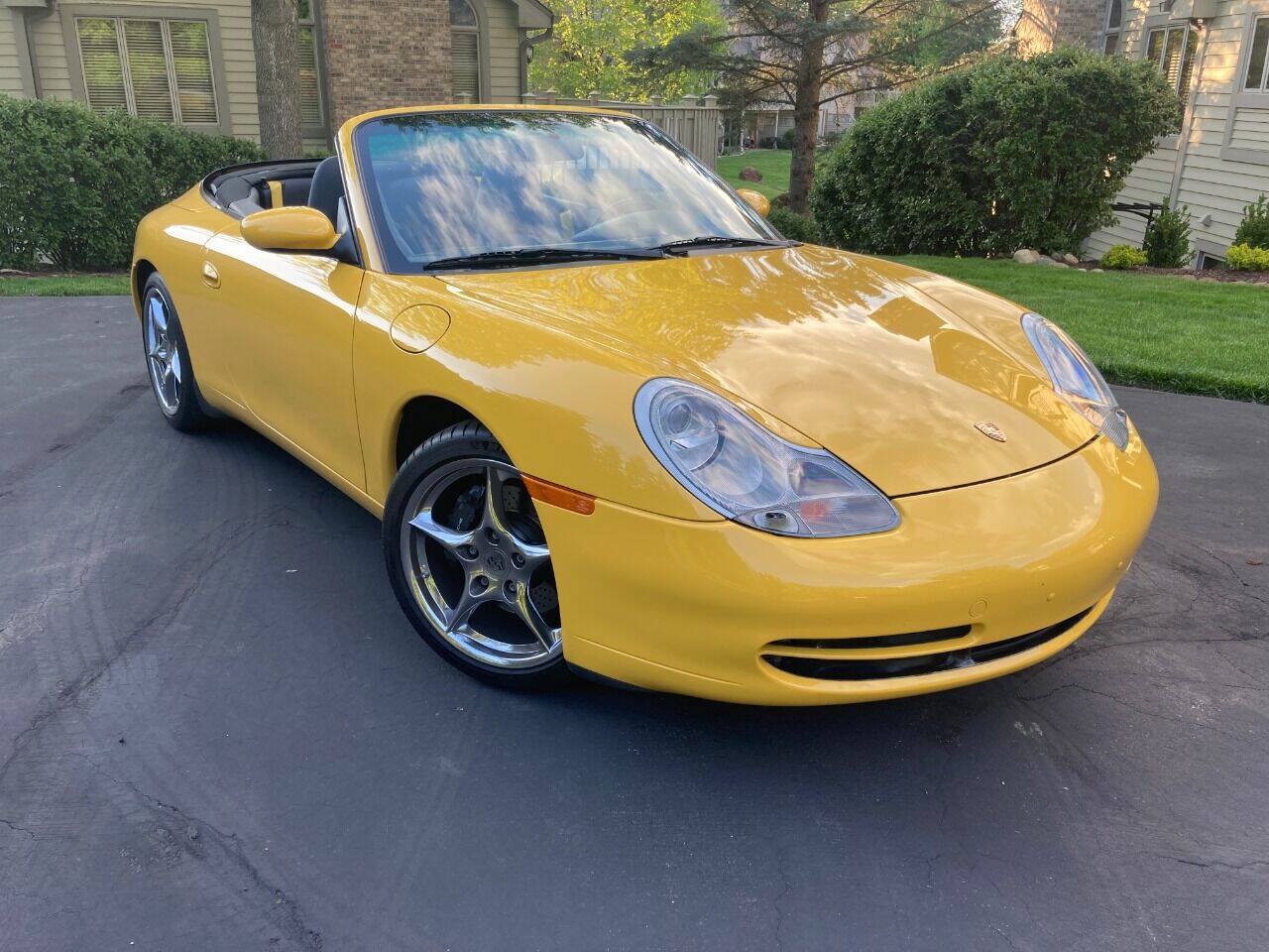 Used 2001 Porsche 911 Cabriolet image 39