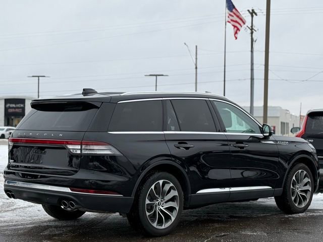 Used 2025 Lincoln Aviator Reserve w/ Illumination Package image 39