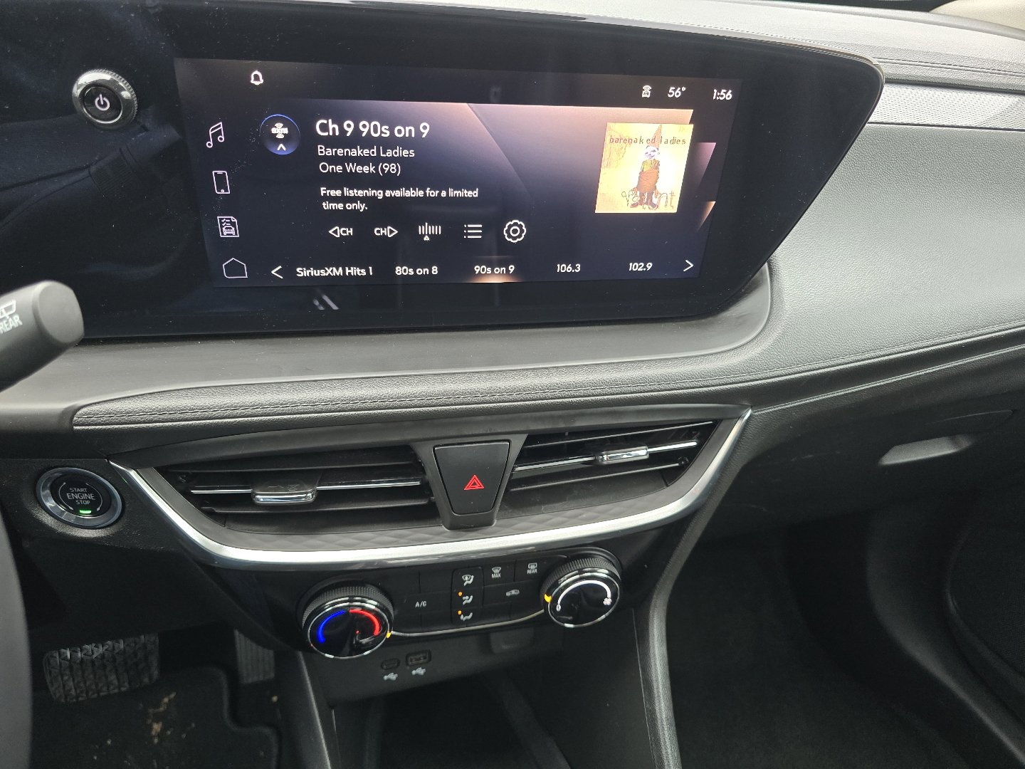 Used 2024 Buick Encore GX Sport Touring image 32