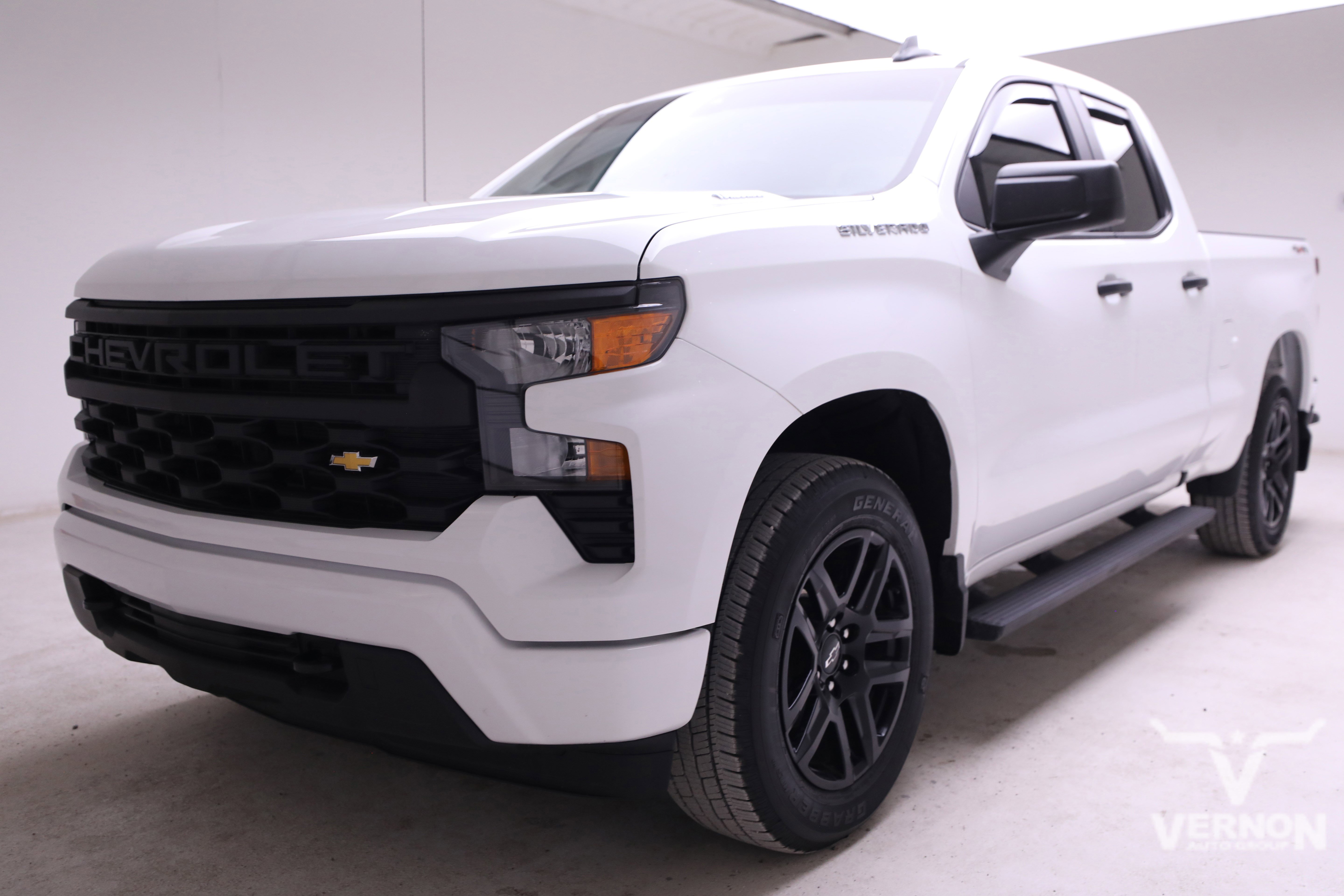 Used 2025 Chevrolet Silverado 1500 Custom