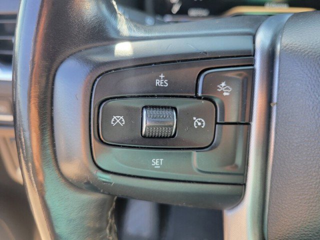 Used 2023 GMC Yukon XL SLT RWD image 16