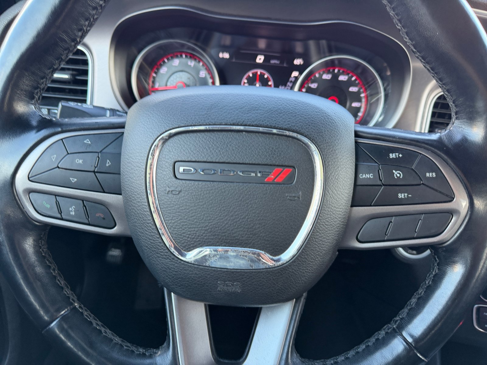 Used 2021 Dodge Charger SXT w/ Leather Interior Group RWD image 23