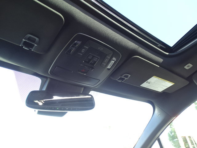 New 2026 Toyota Sienna Platinum AWD/4WD image 26
