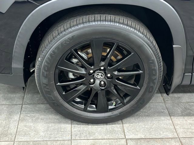 Used 2019 Toyota Highlander SE image 6