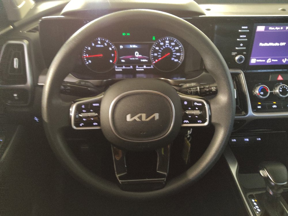 Used 2022 Kia Sorento LX AWD/4WD image 22