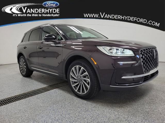 Used 2023 Lincoln Corsair Reserve w/ Equipment Group 201A image 2