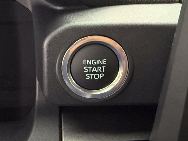New 2026 Toyota 4Runner SR5 AWD/4WD image 15