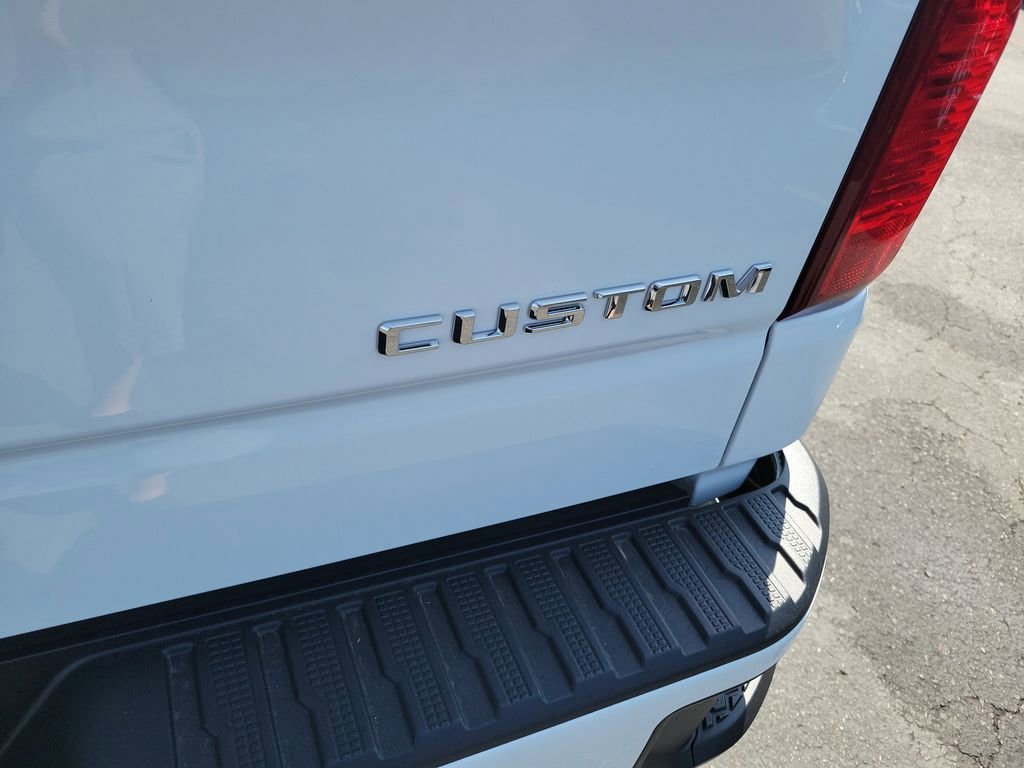 New 2026 Chevrolet Silverado 1500 Custom RWD image 20