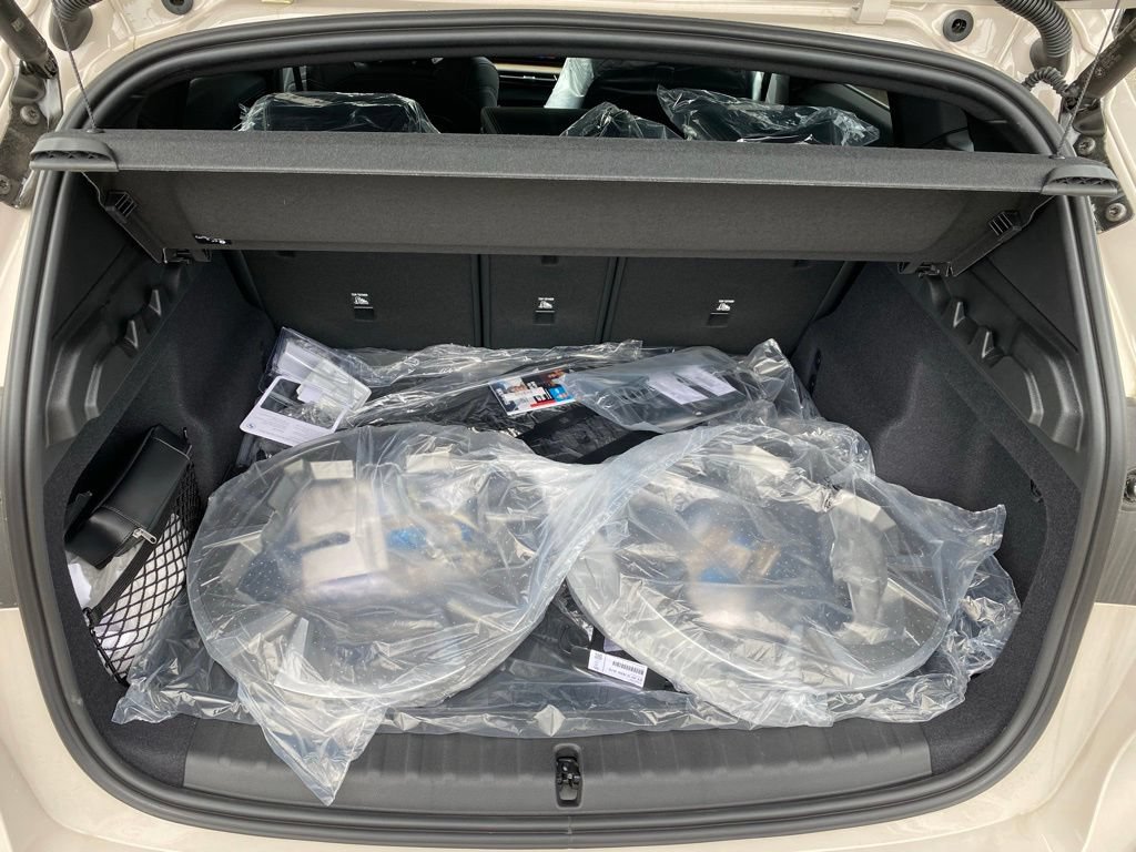 New 2026 BMW X1 xDrive28i AWD/4WD image 6