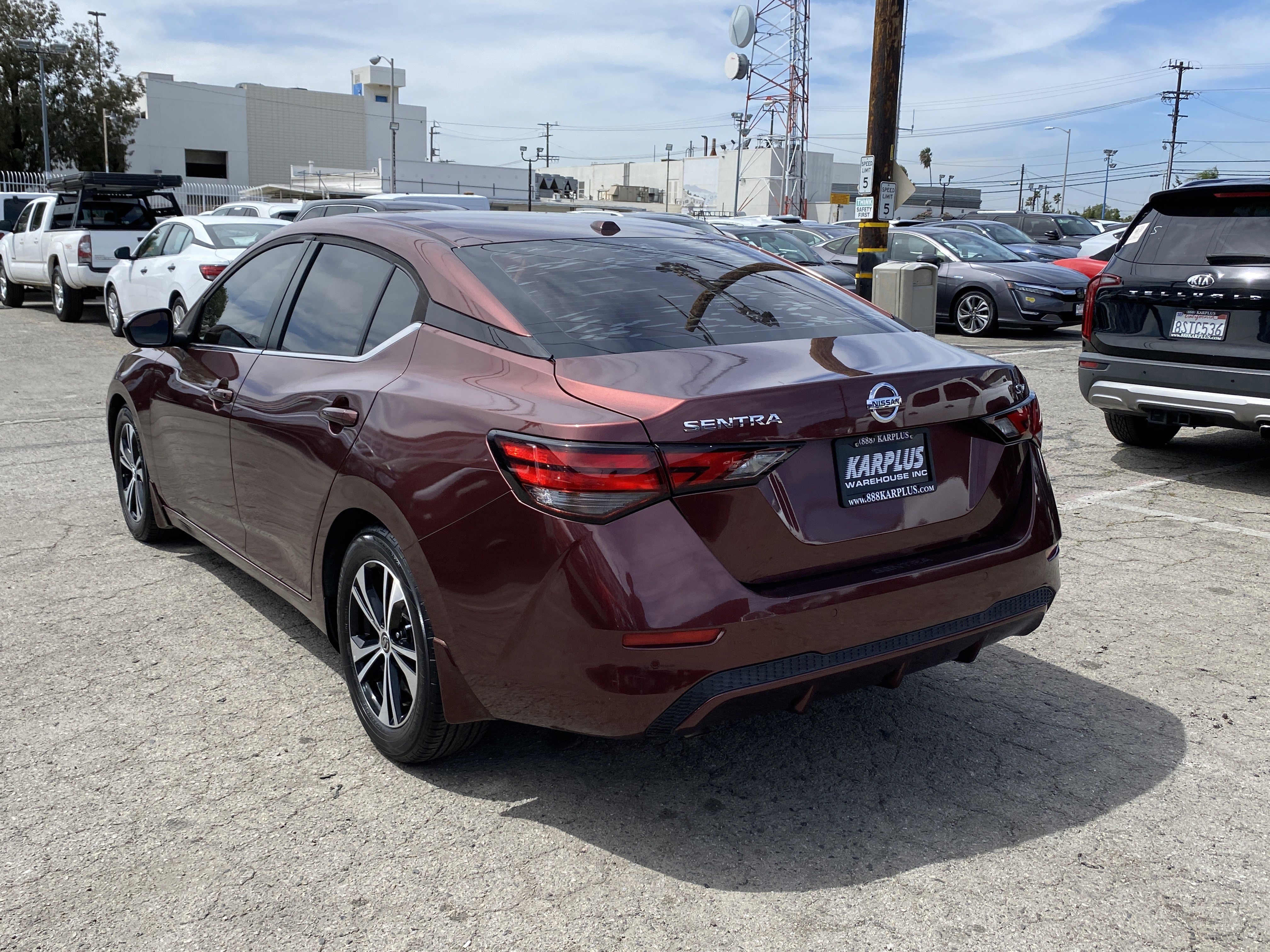 Used 2021 Nissan Sentra SV FWD image 10