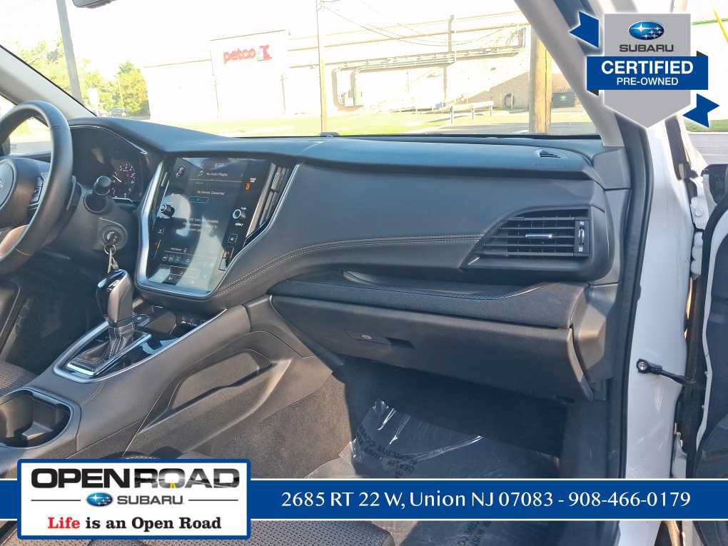 Used 2025 Subaru Outback Premium AWD/4WD image 18