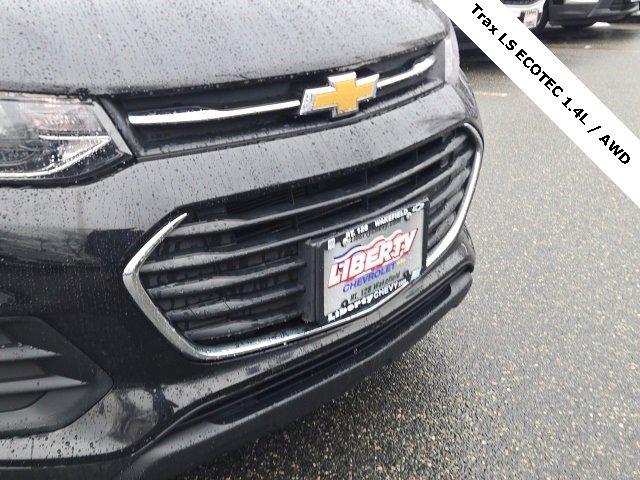 Used 2020 Chevrolet Trax LS w/ Tint and Cruise Package image 4