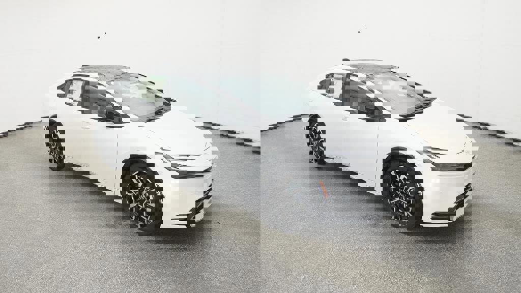 New 2026 Toyota Prius Plug-In Hybrid image 13