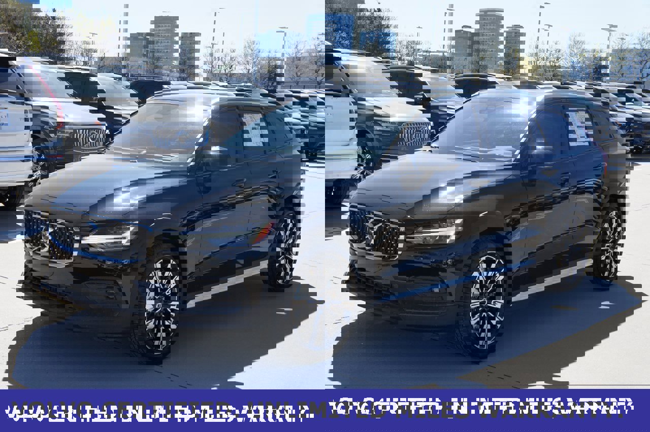 New 2025 Volvo V60 B5 Cross Country Ultra w/ Protection Package Premier image 2