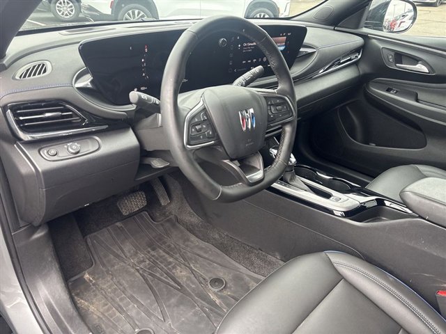 Certified 2024 Buick Envista Sport Touring w/ Convenience I Package image 10