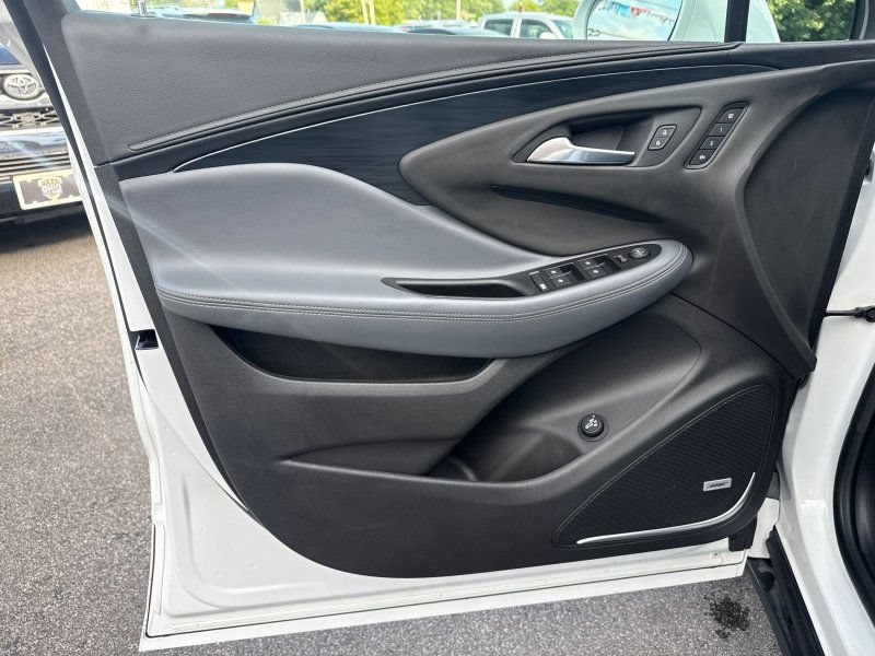 Used 2019 Buick Envision Premium AWD/4WD image 9