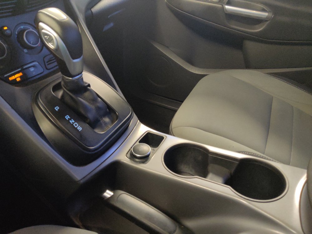 Used 2015 Ford Escape SE FWD image 26