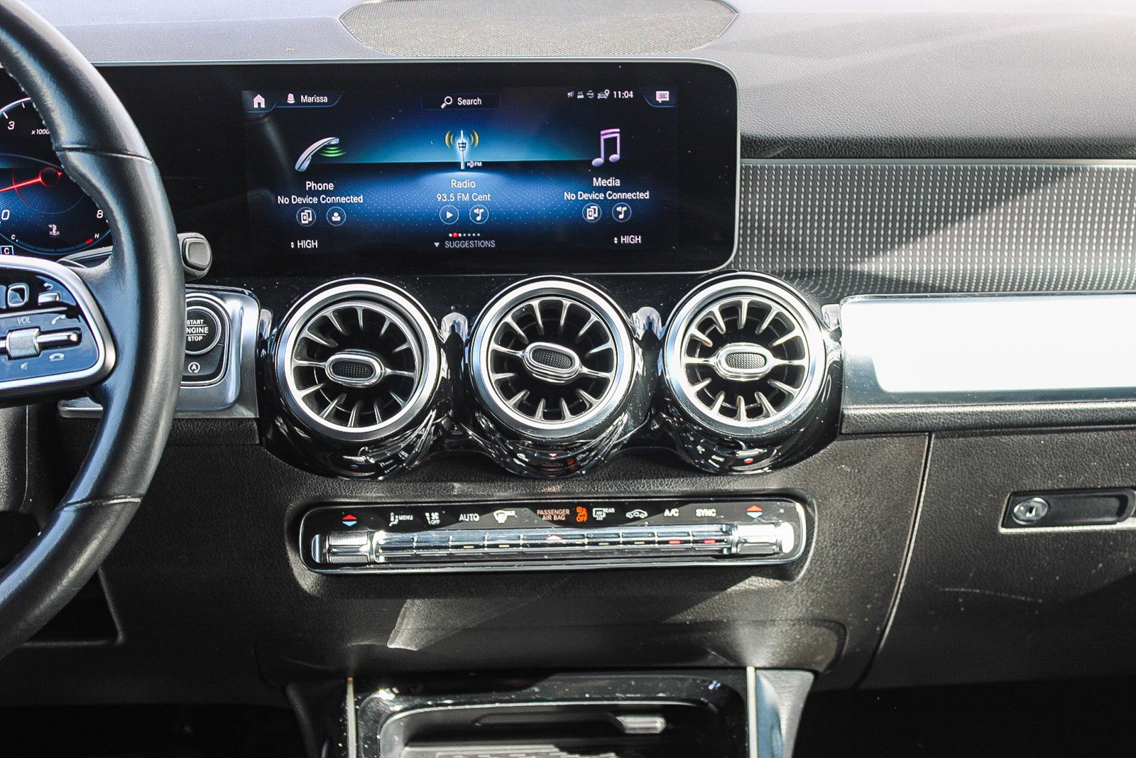 Used 2021 Mercedes-Benz GLB 250 GLB 250 image 14