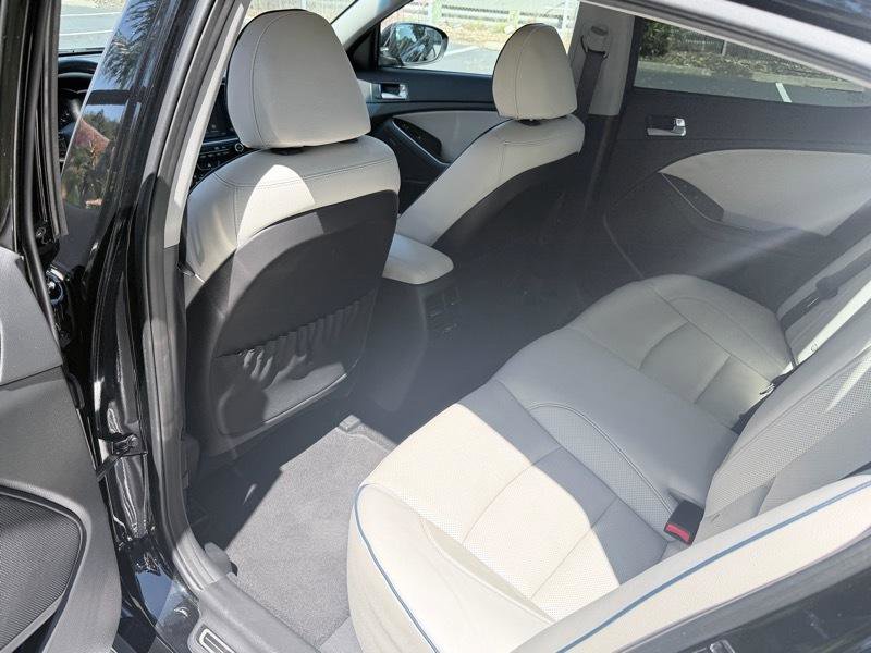 Used 2016 Kia Optima EX w/ Technology Package FWD image 16